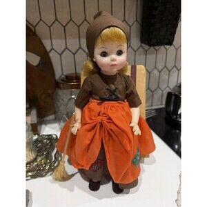 VINTAGE 1966 MADAME ALEXANDER POOR CINDERELLA #1540 MINT CONDITION WITH TAGS